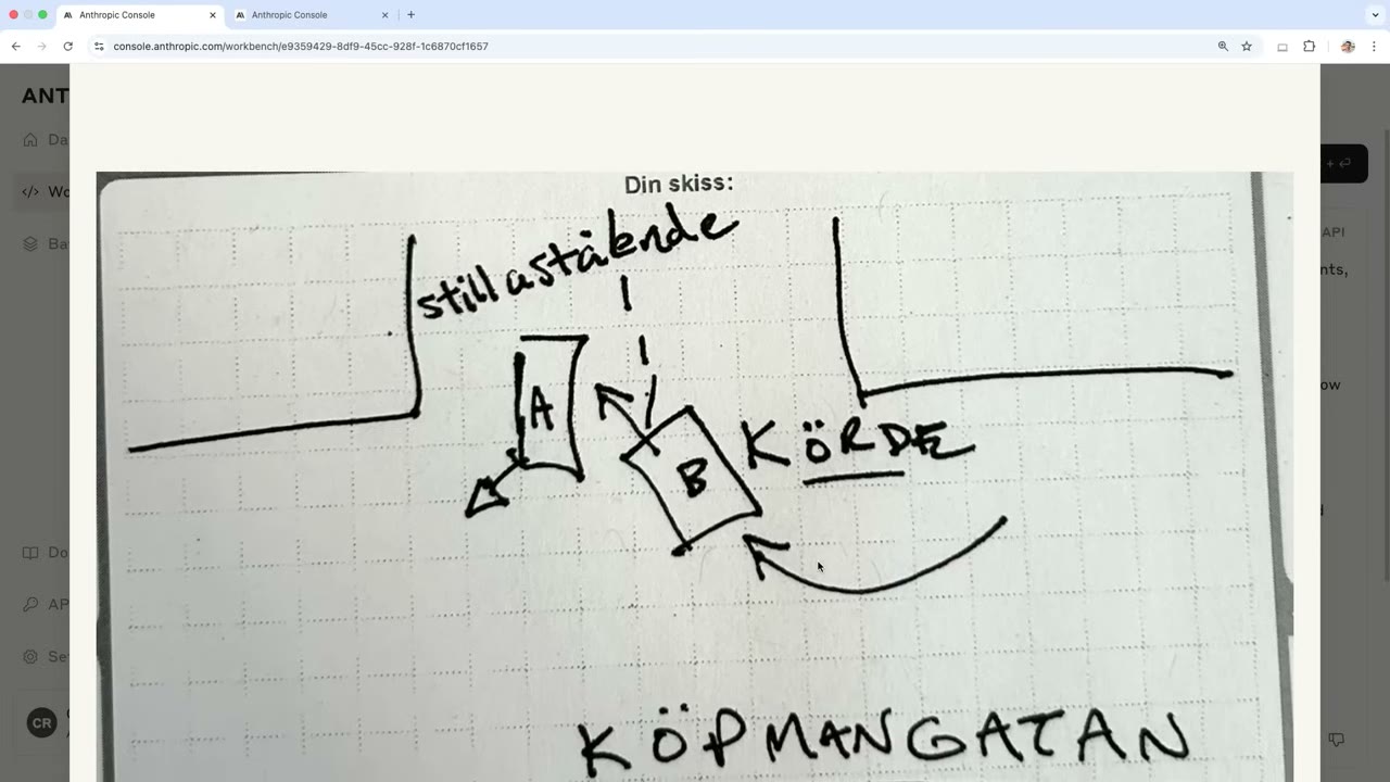 Console 上传文件视图：手绘草图全幅，车辆 A 标注 stillastående（静止），车辆 B 标注 körde（行驶），街道为 Köpmangatan